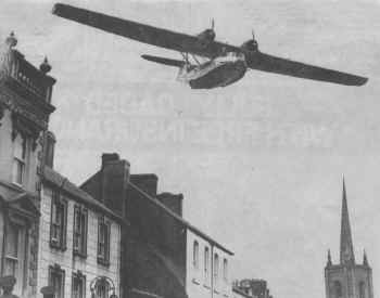 Cat over Enniskillen@75.jpg (152797 bytes)